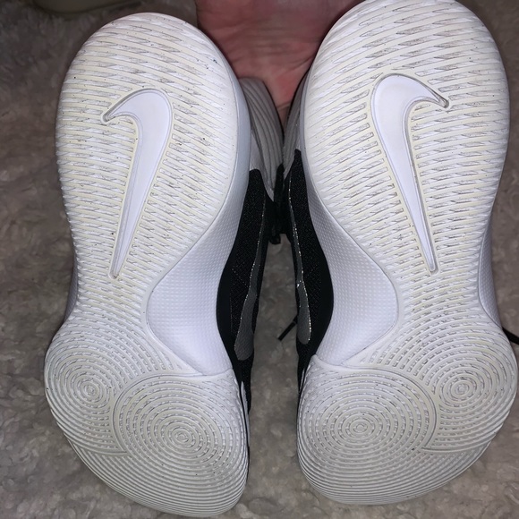 WMNS NIKE PRIME HYPE DF 2016 - Picture 5 of 6